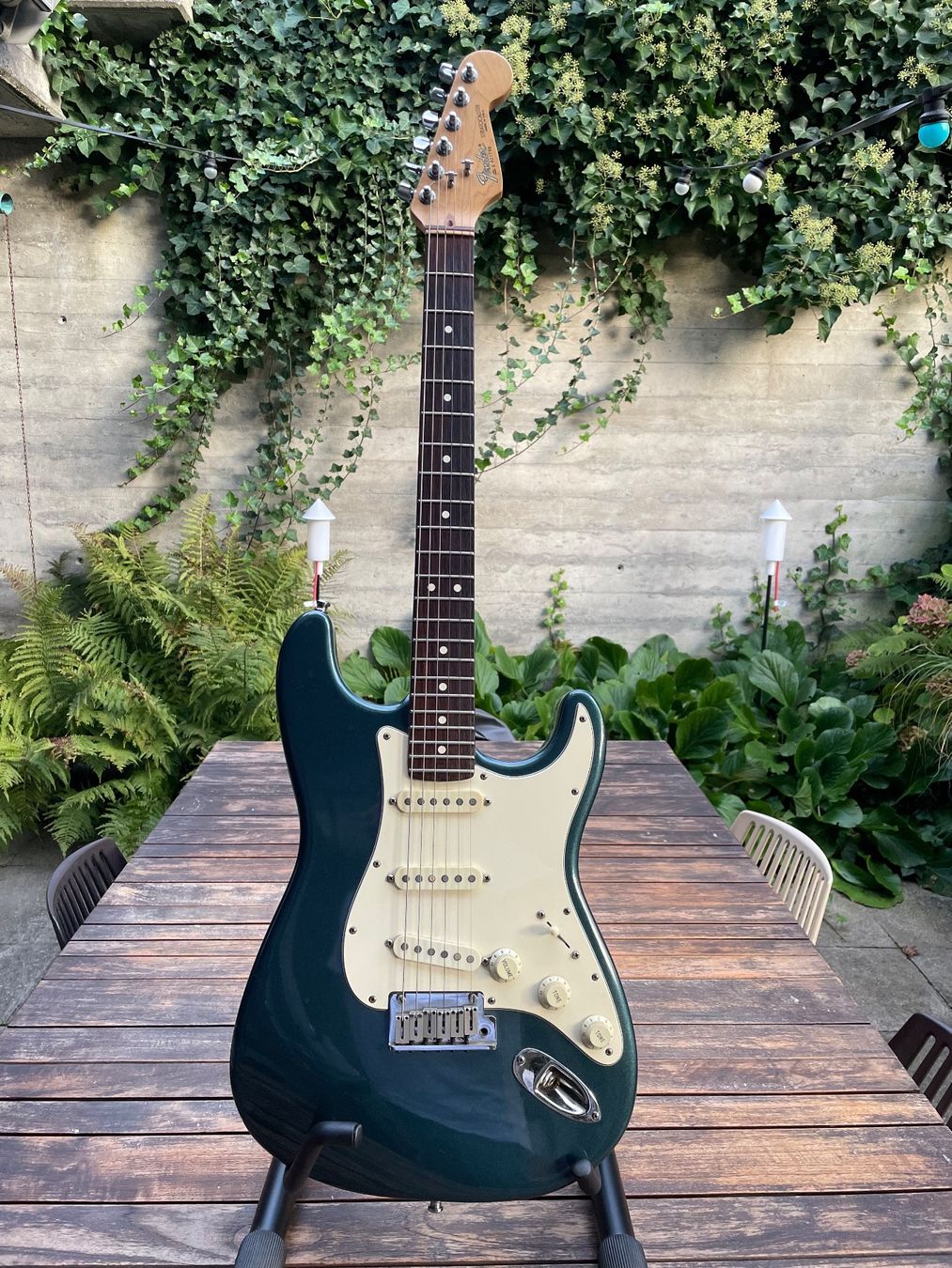 Fender Musikinstrumente: Fender Stratocaster USA 1988 – Gebraucht aus Wallisellen von aka-z76