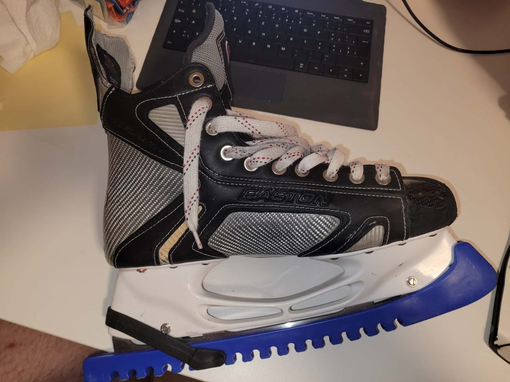Easton Pattini da ghiaccio: Schlittschuhe S15 composite – Usato da Seewen SZ venduto da ron_l7tk 1