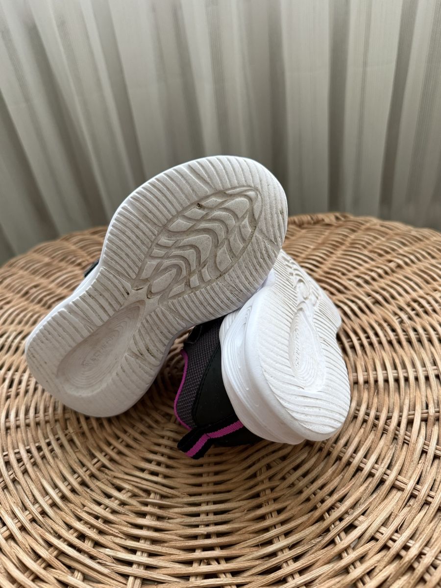 Skechers Scarpe per ragazze: Skechers Schuhe(  Mädchen ) – Usato da Winterthur venduto da kah_mkb6 3