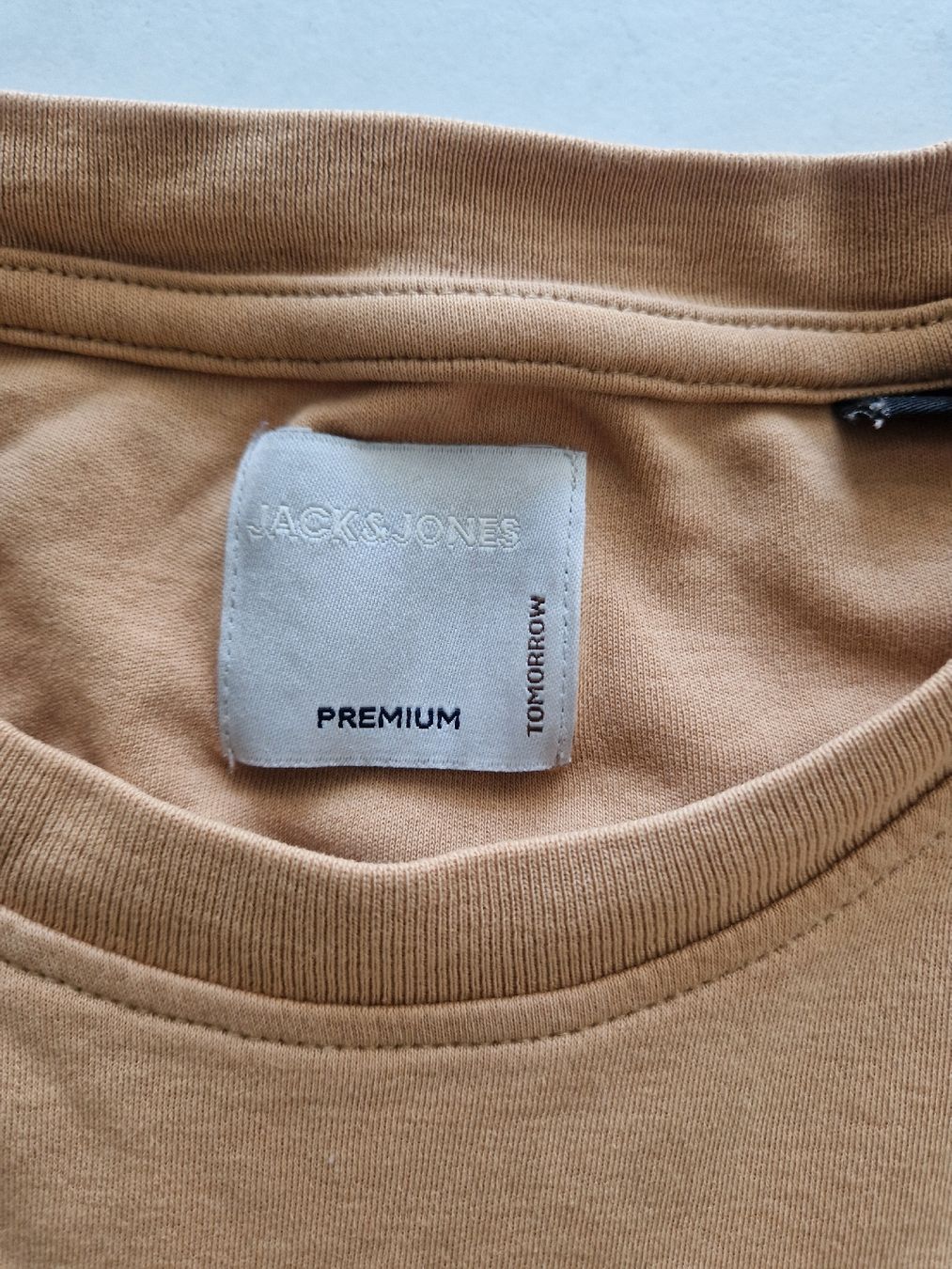 Jack & Jones T-shirts: Jacks & Jones T-shirt – D'occasion à Bassersdorf par DonSolo 3