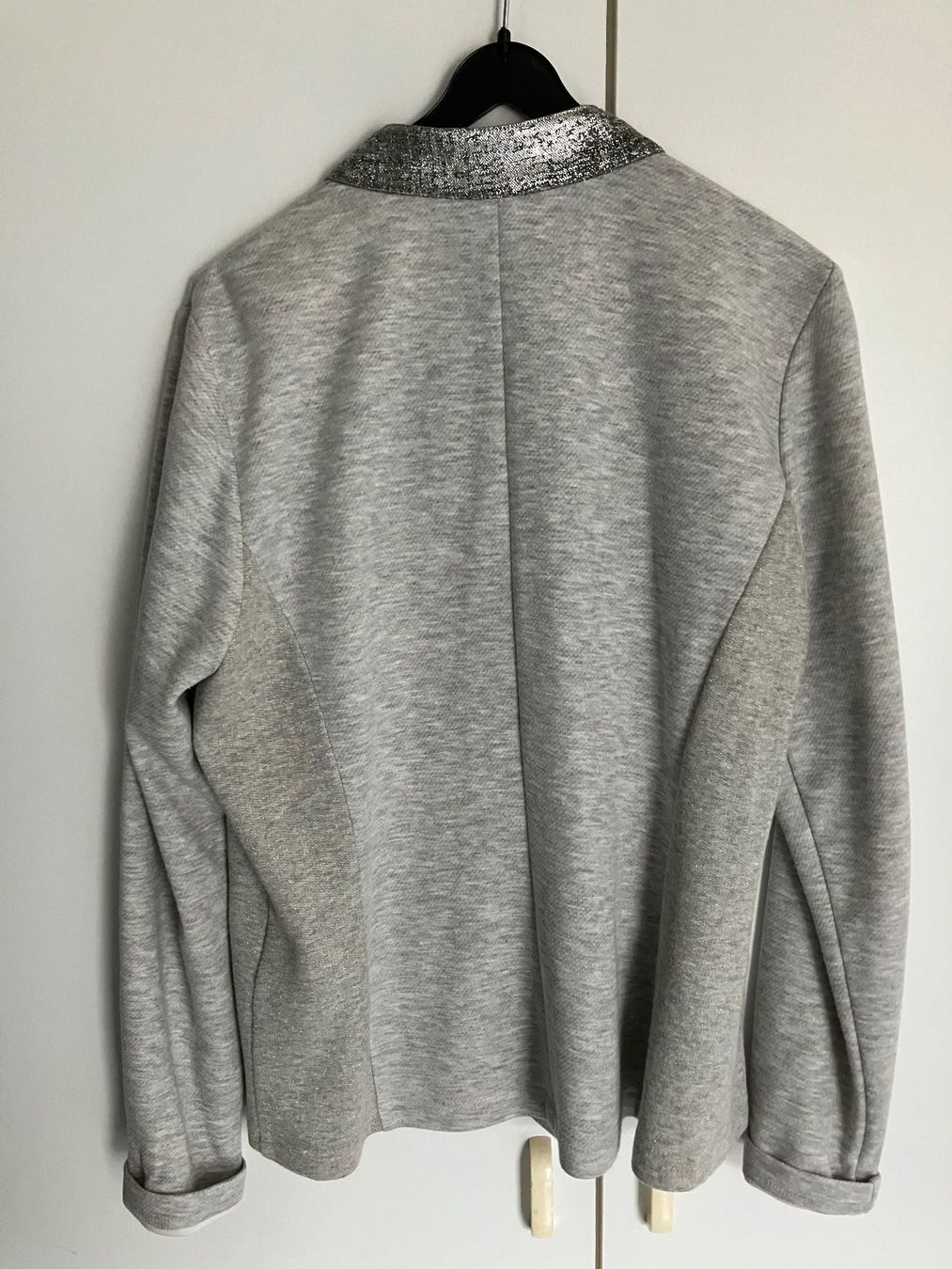 Giacche: Jaquette JUST WHITE – Usato da Cortaillod venduto da car_f6v6 1