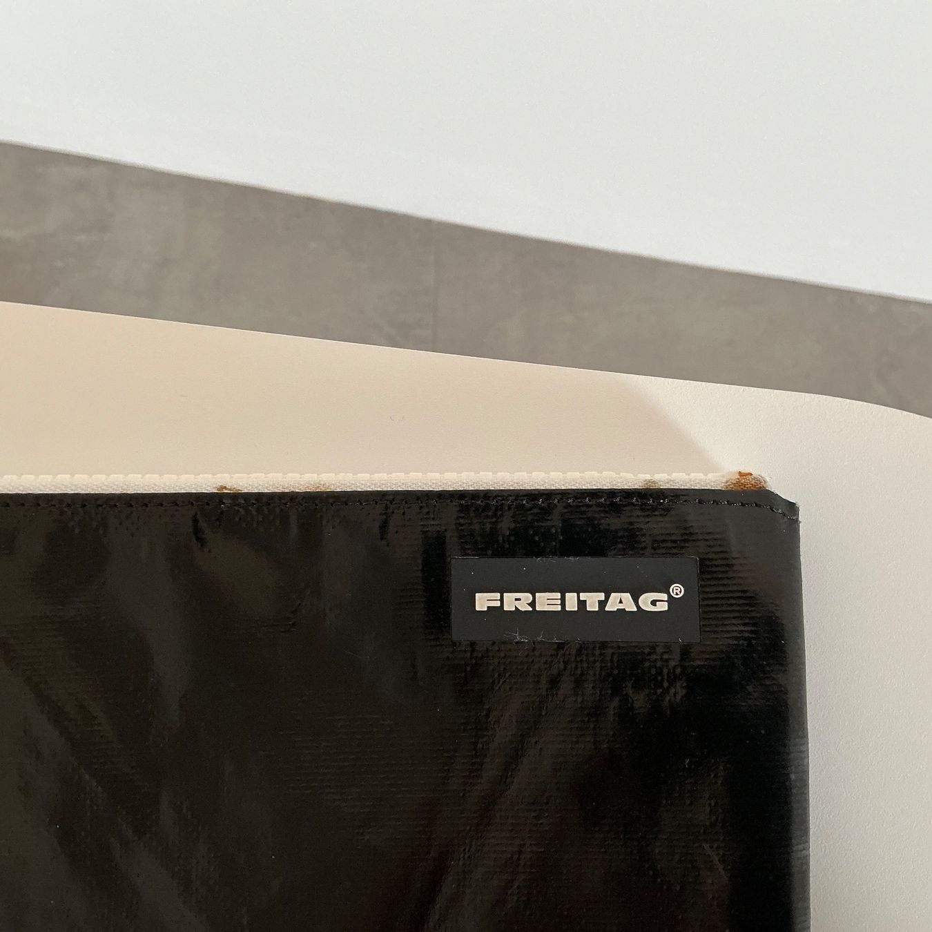 Freitag Schüler-Etuis: Freitag F08 DAN POUCH LARGE – Gebraucht aus Carona von LaDark11 4