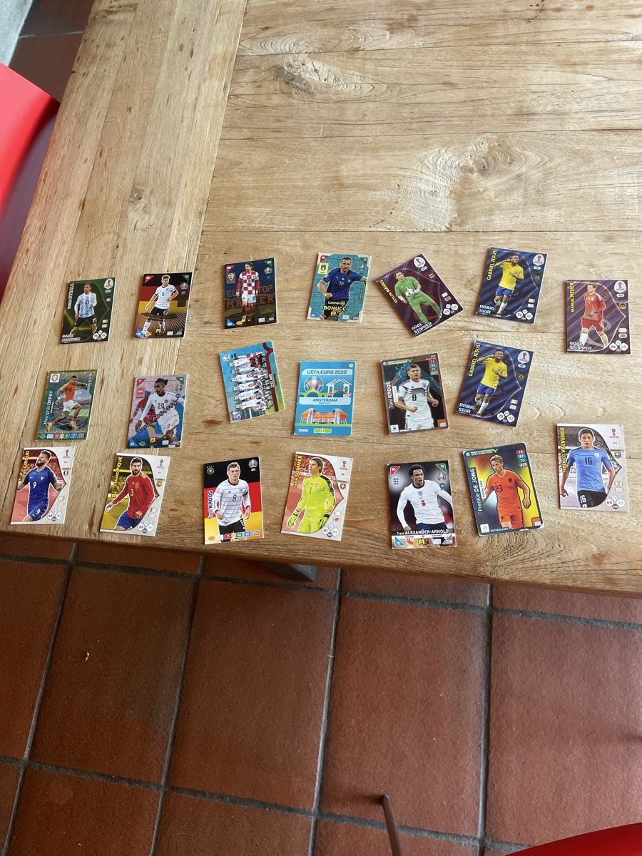 Panini Cartes à collectionner: Panini Karten wm em 2018 2020 – D'occasion à Wohlen b. Bern par Mikabiri