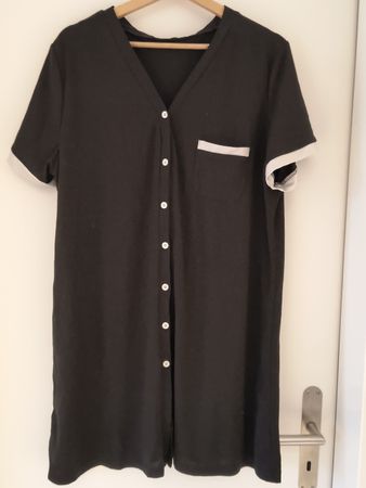 Schwarzes Sommerkleid, Grösse XL – leicht & bequem!