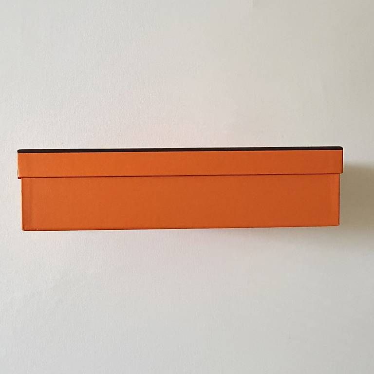 Sonstige Dekorationen & Accessoires: Original Hermès Karton – Gebraucht aus Zürich von quiniento 2