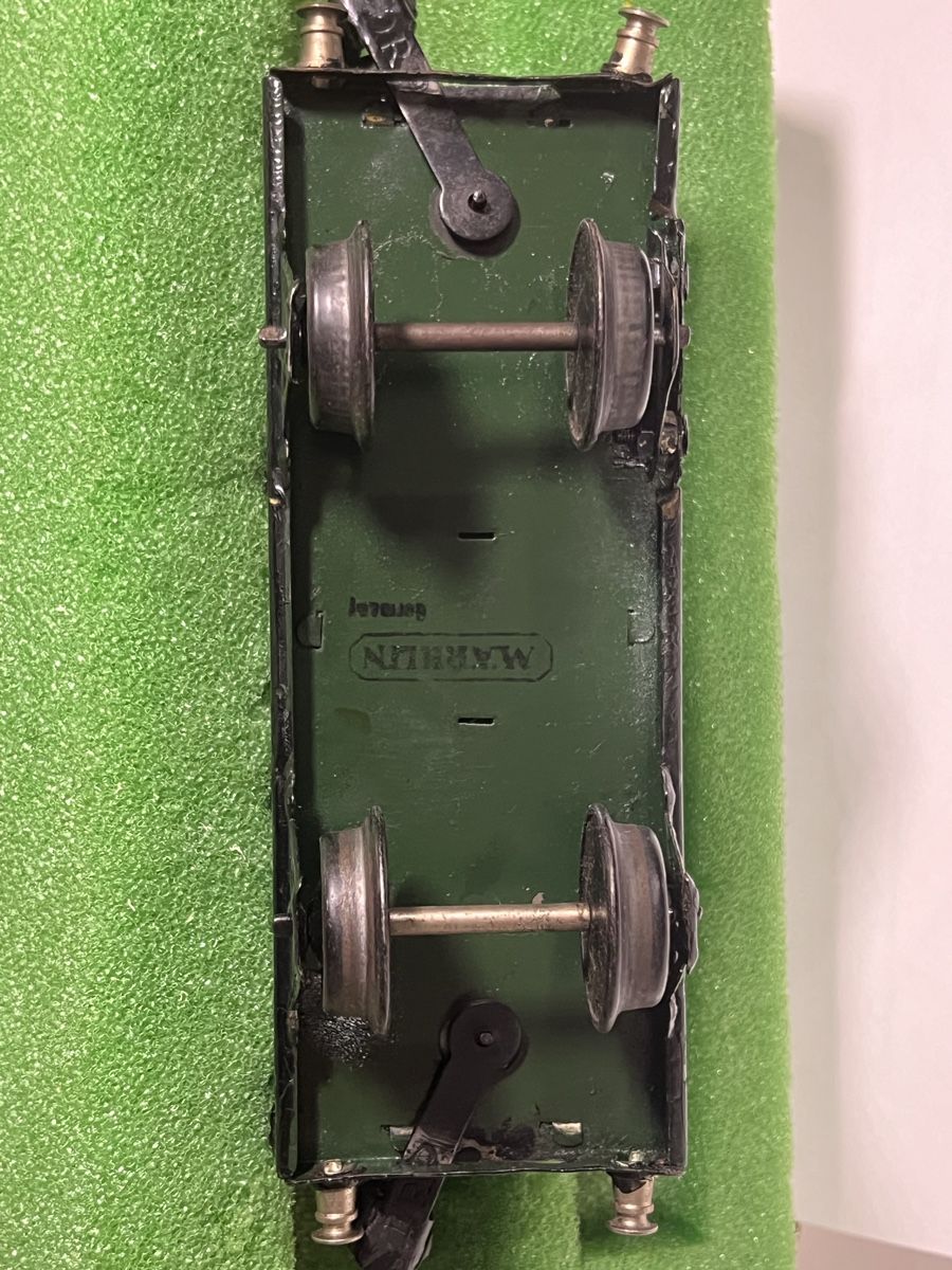 Märklin Modellini di ferrovie: Märklin Güterwagen Spur 0 – Usato da Dübendorf venduto da Troggy 1