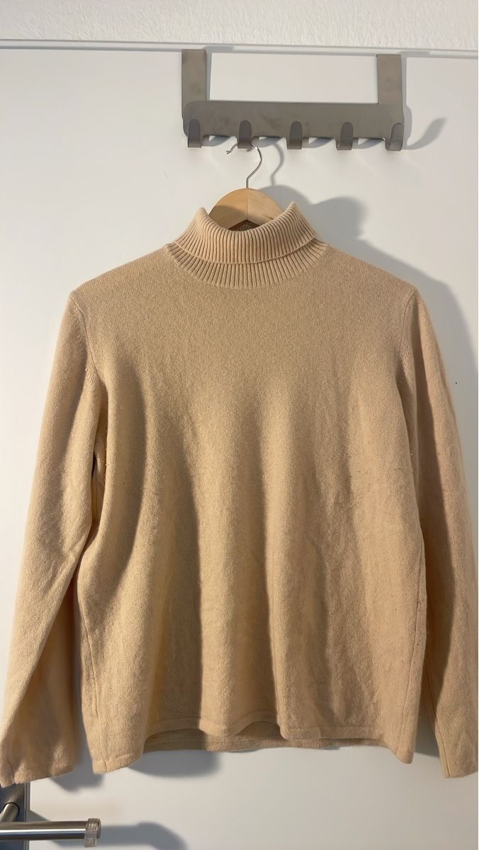 Maglioni & Felpe: Beiger Rollkragenpullover Kaschmir – Usato da Winterthur venduto da tab_fp6s