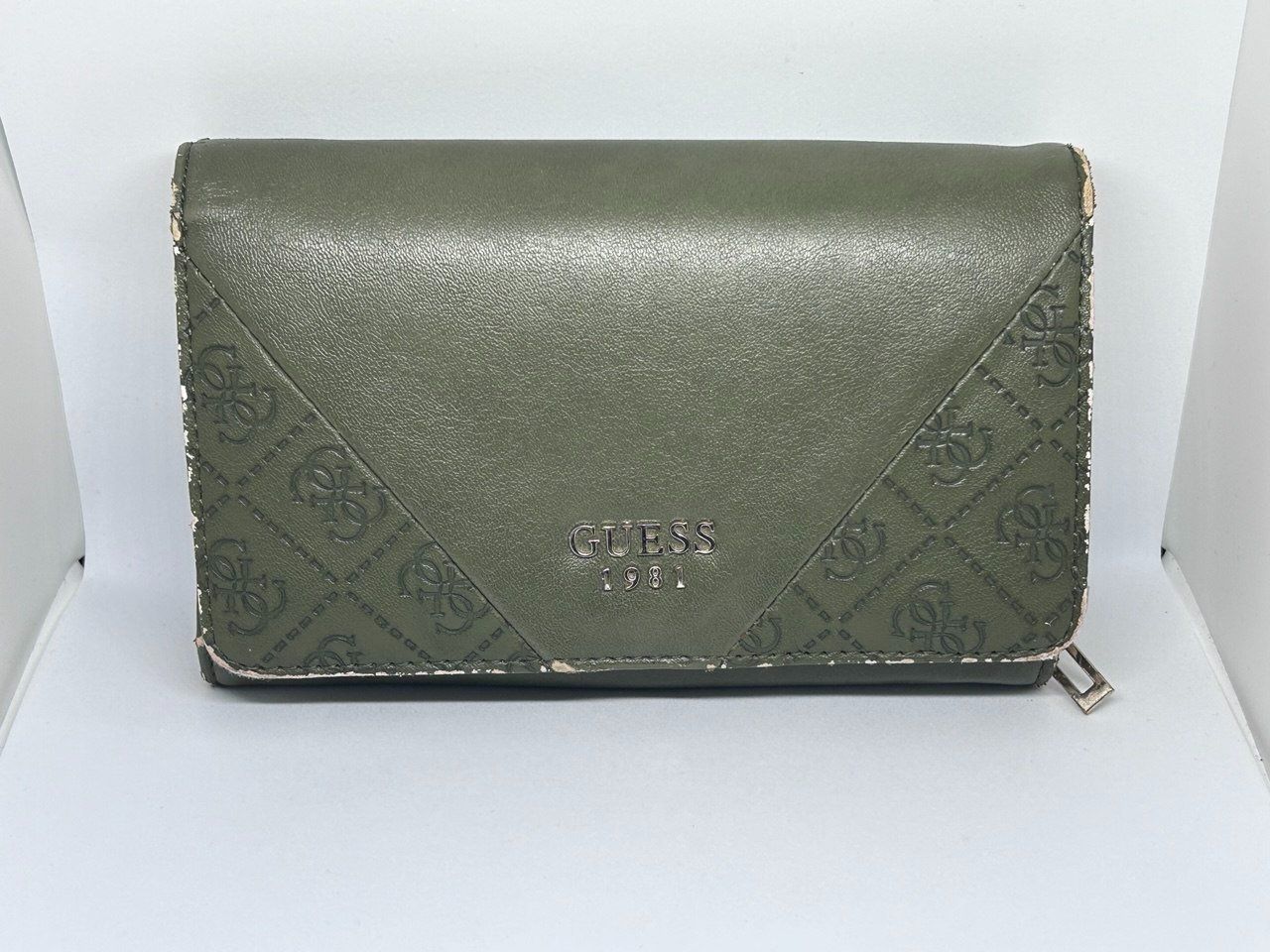 Guess Portamonete: Olive Green Guess Wallet – Usato da Giubiasco venduto da LorisVale