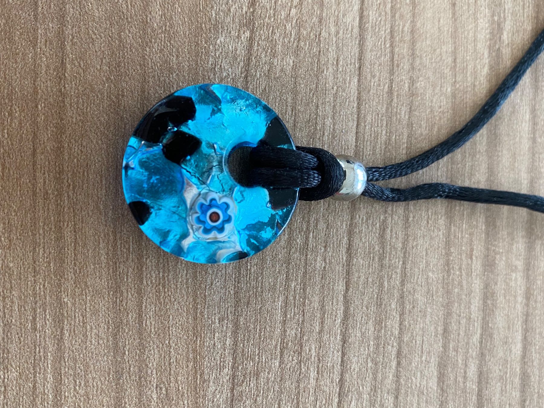 Catenine: Halskette mit blauem Glasanhänger – Nuovo (secondo la descrizione) da La Tour-de-Peilz venduto da leu_hnf6 1