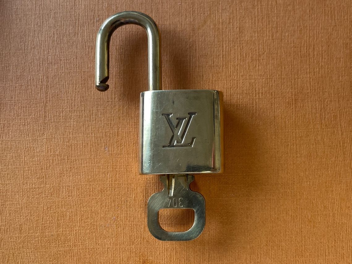 Lucchetti: Louis Vuitton Schloss - Nr. 645 – Usato da Hittnau venduto da LuxAndMore 1