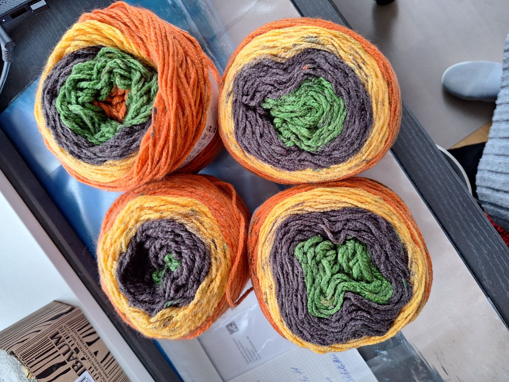 Lana: 4x strickwolle – Nuovo e nell'imballaggio originale da Waldstatt venduto da Liz8 2