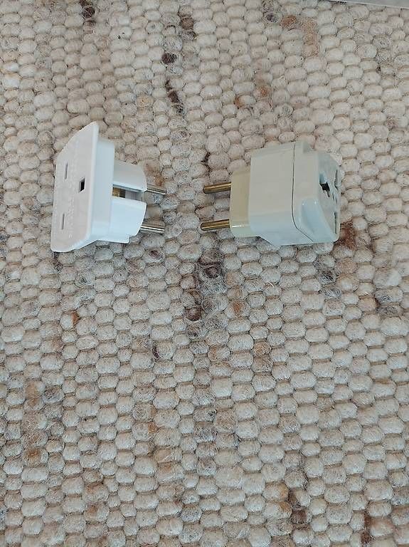 Unità & Adattatore: Surge protected multi plug UK type and adaptors – Usato da Baar venduto da vpa_q7mw 3