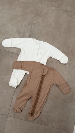 2 pyjamas for newborn baby