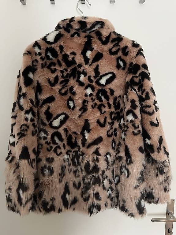 Giacche: Kunstpelzjacke von Marc Cain Gr. 36 – Usato da Zürich venduto da Imaime 2