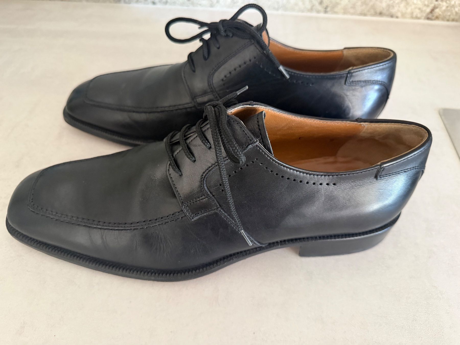 Scarpe da uomo: Herren Lederschuhe Grösse 9 – Usato da Geroldswil venduto da Jeremy11 1