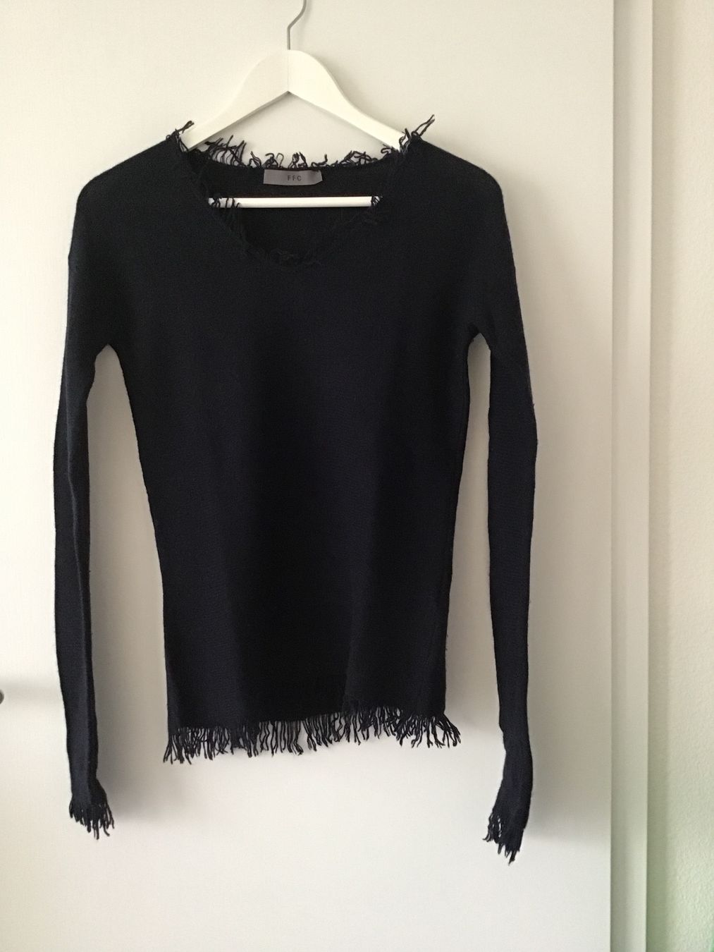 Maglioni & Felpe: FFC PULLOVER DUNKELBLAU GRÖSSE XS – Usato da Glattfelden venduto da ire_w6h2