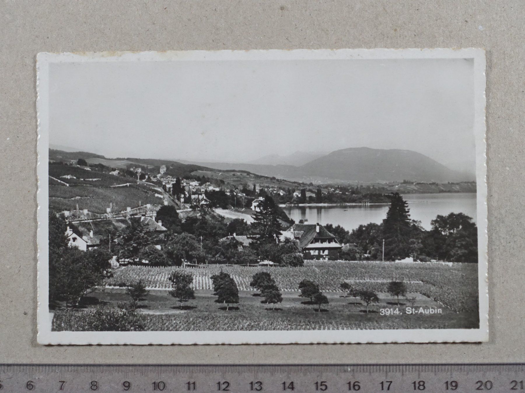 Cartoline postali: St-Aubin, 1945, – Usato da Lenzburg venduto da fh1