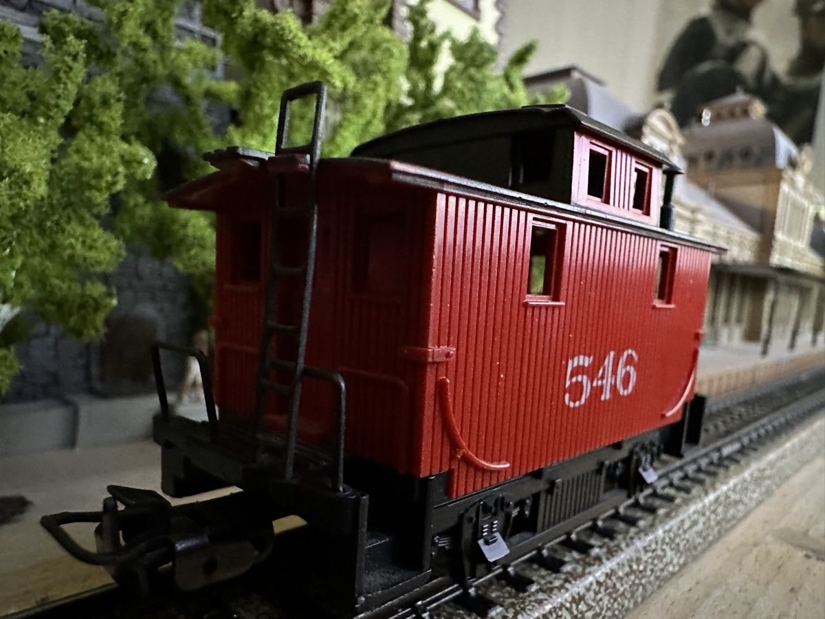 Märklin Modellini di ferrovie: Märklin 4578 USA Caboose – Usato da Lupsingen venduto da New-Haven