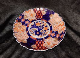 Alter Imari Teller in Blau- Rot- Orange- Gold- Blumenmalerei