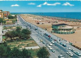 Oldtimer in Rimini gel. 1966