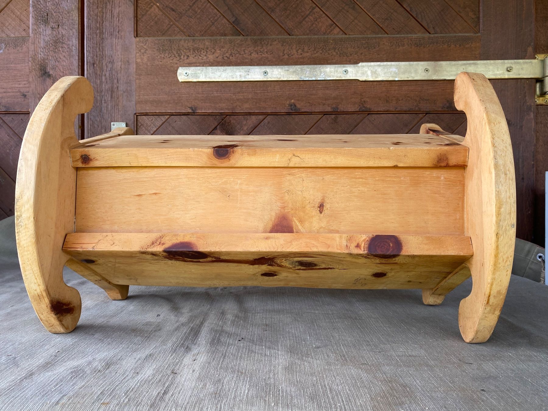 Campanacci mucche: antike Puppenwiege aus Holz – Usato da Feldbach venduto da Olive1 8