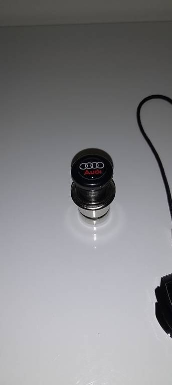 Audi Tutti pezzi di ricambio auto: Audi Accessoire – Nuovo e nell'imballaggio originale da Cham venduto da vento9 3