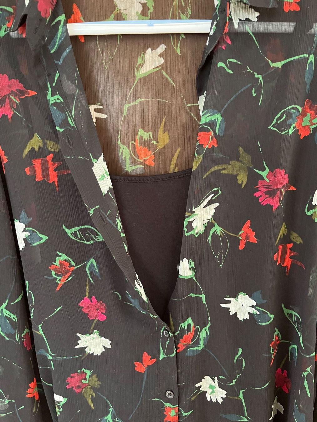 Esprit Blusen: Schwarze Bluse mit Blumenmuster, Grösse 38 Esprit – Gebraucht aus Kreuzlingen von zwergli05 2