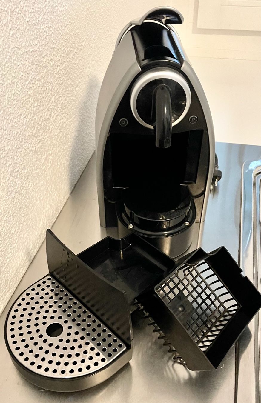 Nespresso Macchine per caffè & Macchine per espresso: NESPRESSO TURMIX TX150 – Usato da luzern venduto da Glieve 2