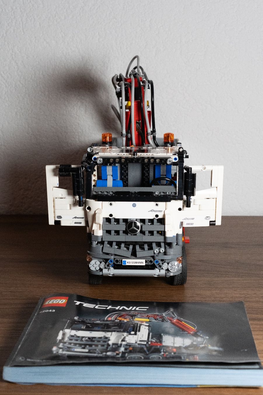 Lego Jeux de construction: LEGO technic Mercedes-Benz Arocs – D'occasion à Breitenbach par val_6vfq 4