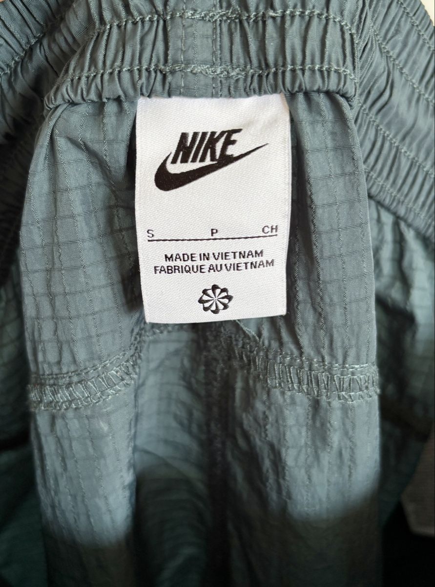 Nike Hosen: Nike Cargohose  – Neu (gemäss Beschreibung) aus Thun von alibabaofhubabuba 2