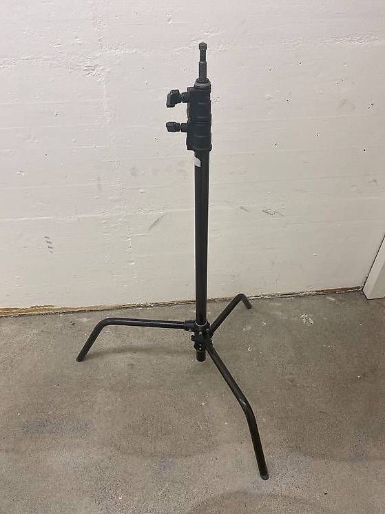 Treppiedi & Teste: 2x Manfrotto C-Stand – Usato da Fribourg venduto da waves55