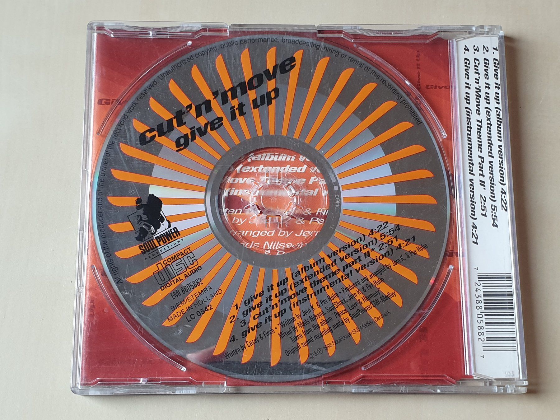 CD: Cut N'Move Give it up – Usato da Stansstad venduto da collectorsshop 1