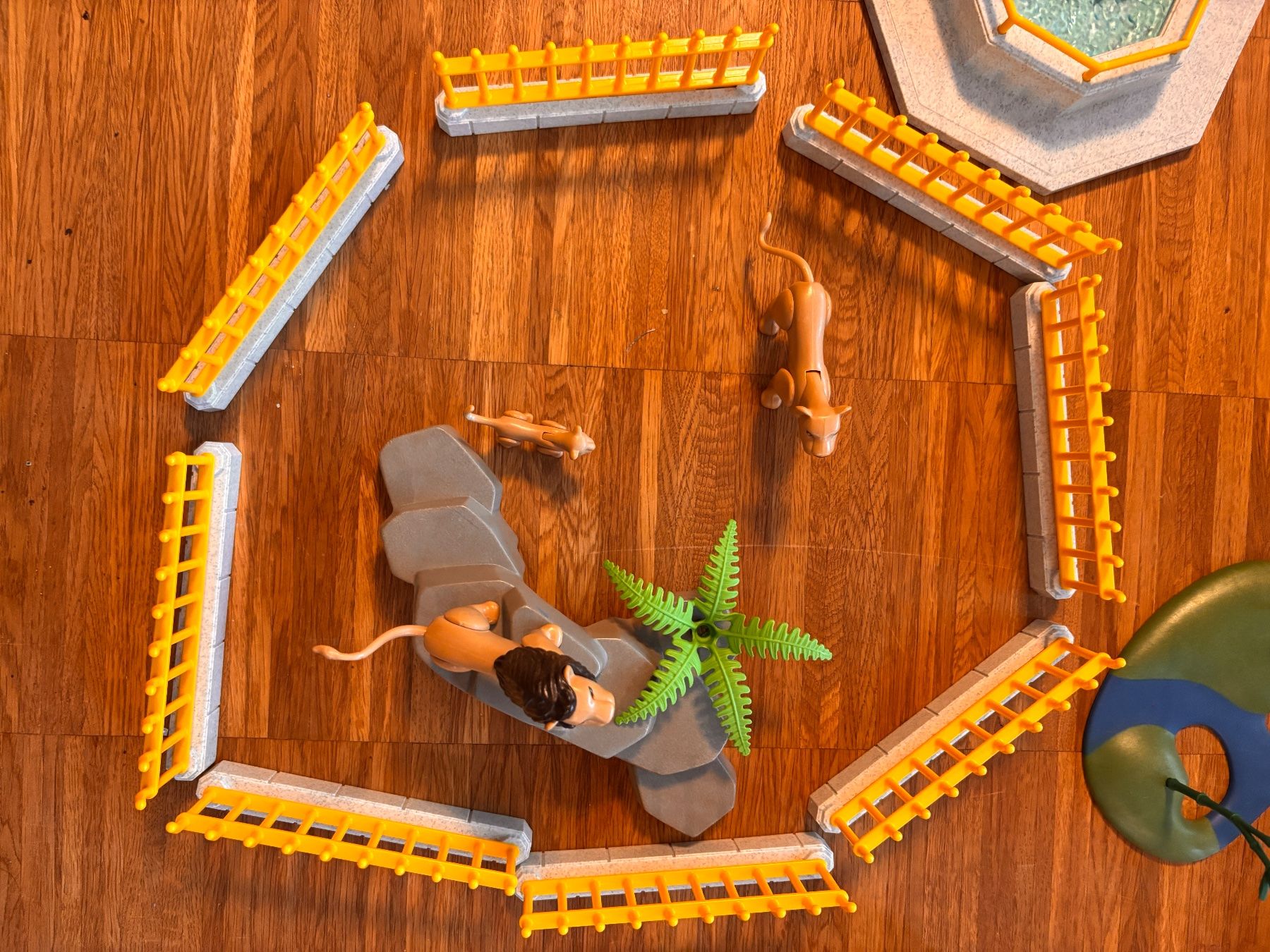Playmobil Spielzeuge: Playmobil, Zoo – Gebraucht aus Luzern von 666666 2