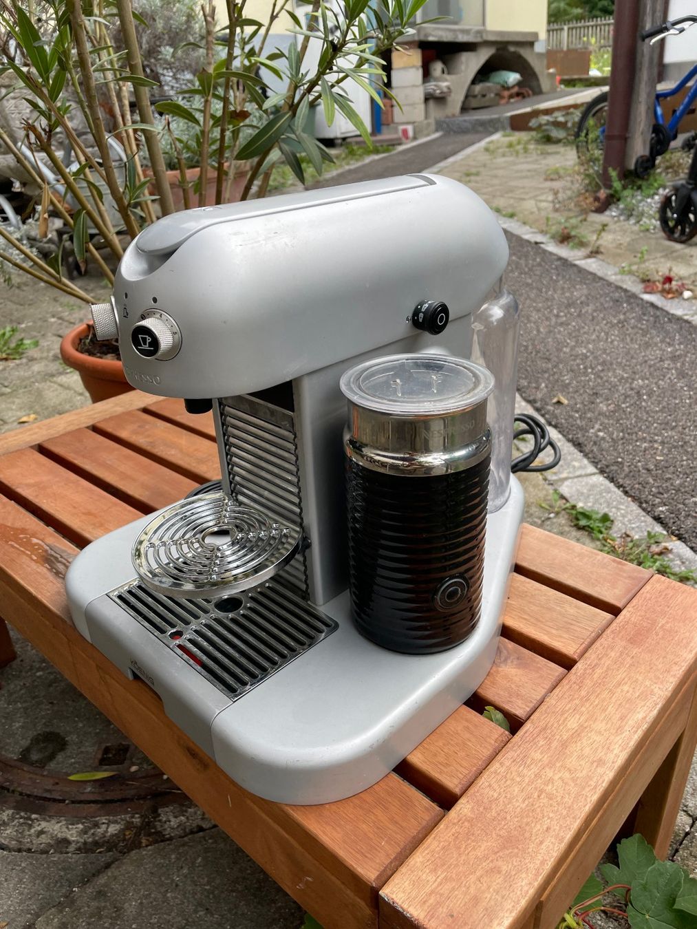 Krups Kaffeemaschinen & Espressomaschinen: Nespressso – Gebraucht aus Forch von ESELSTEIN 2