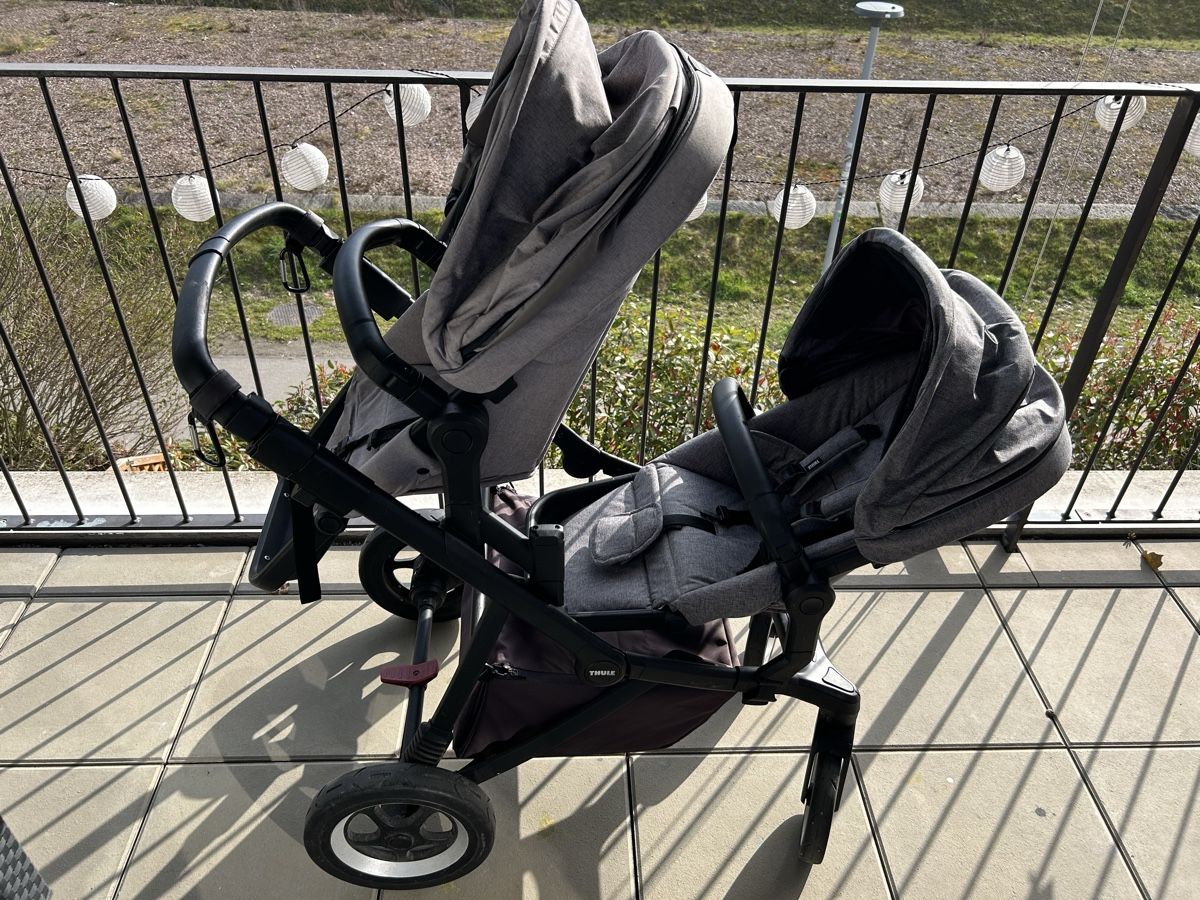 Thule Poussette: Thule Sleek Stroller – Complete Set for Two Children (bassin – D'occasion à Basel par ang_nwh2 1