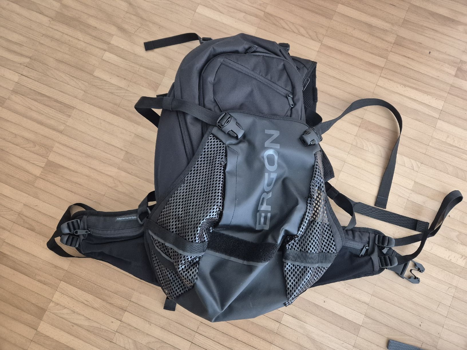 Ergon Rucksäcke: Ergon BX4 Evo Rucksack, Bikerucksack, black stealth – Neu (gemäss Beschreibung) aus Bern von grisu_79