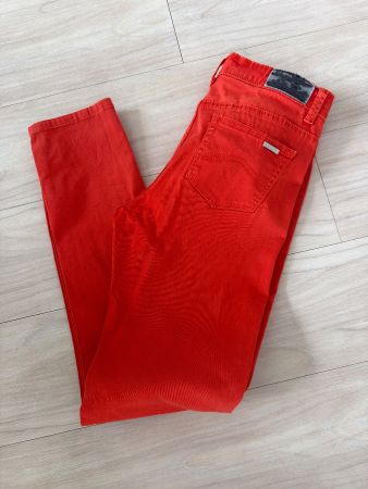 Armani Exchange Jeans, Gr.31 (CH 40) Korallrot