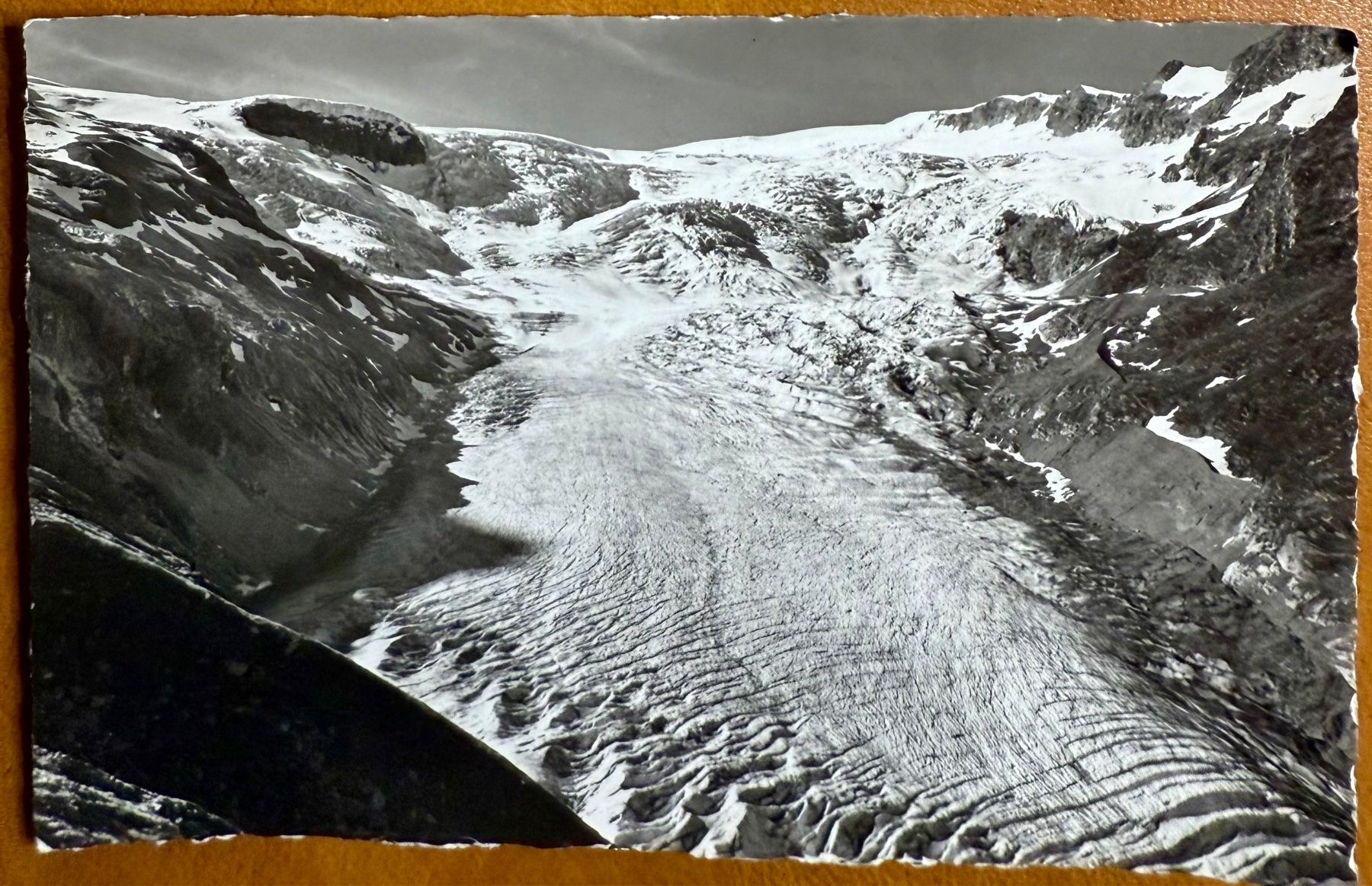 val-d-h-rens-le-glacier-de-ferp-cle-vue-de-bricolla-d-occasion