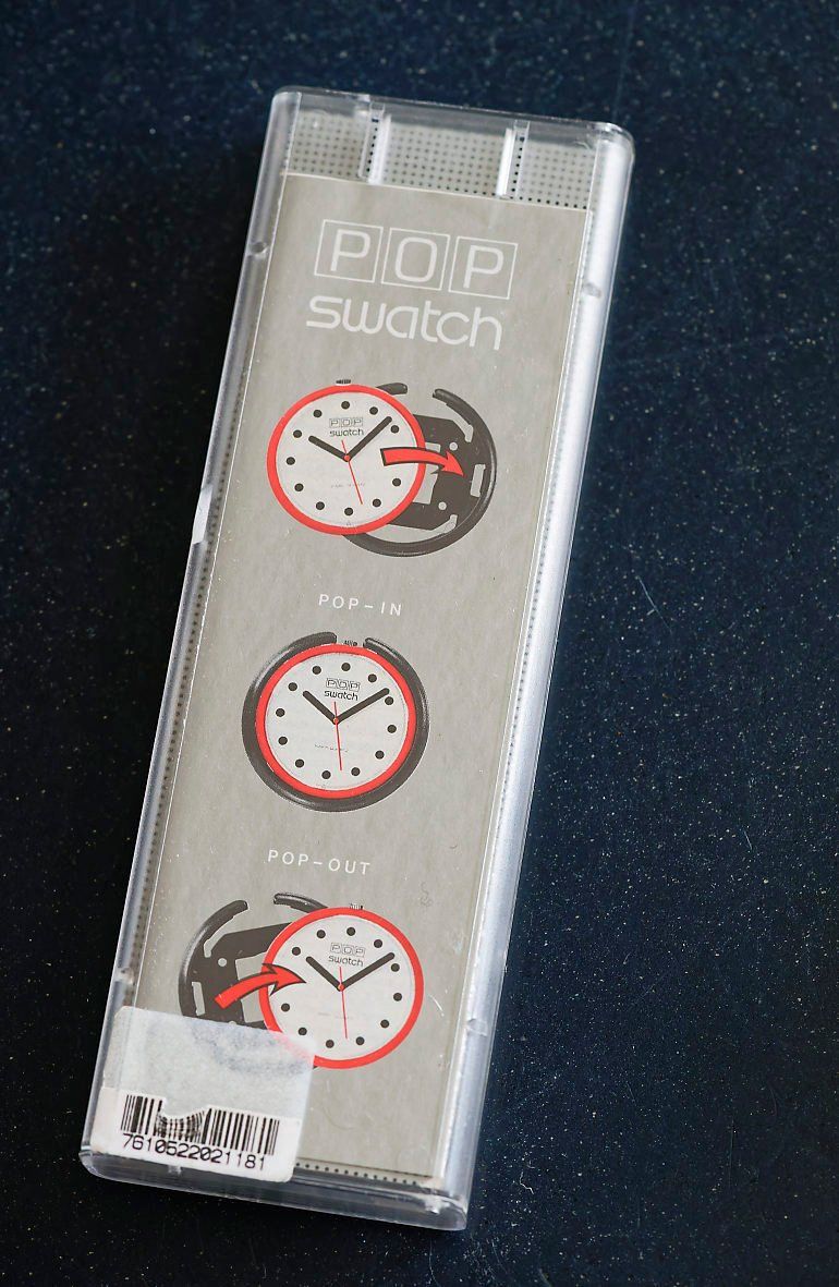 Swatch Orologi: POP Swatch PWK 147 gebraucht – Usato da Bern venduto da Maccalvin 2