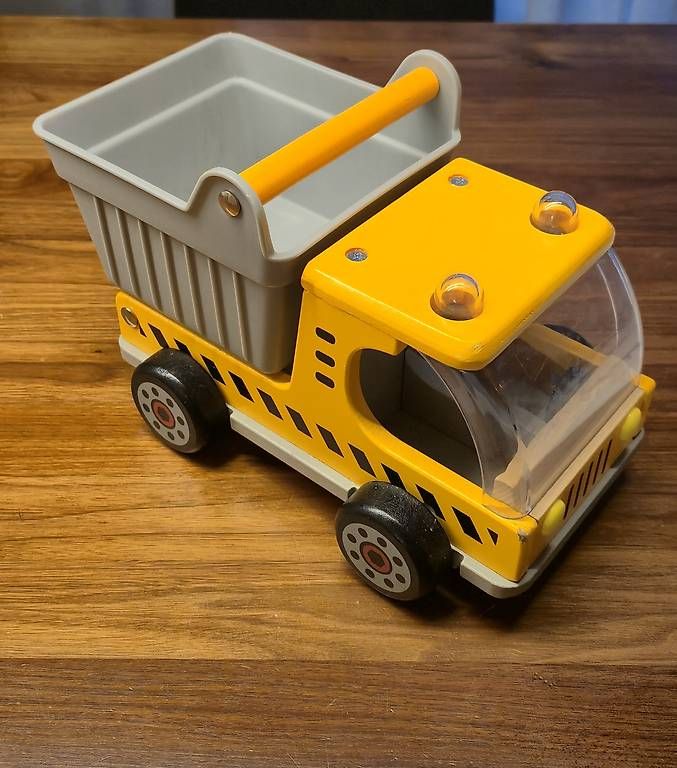Giocattoli: Hape Holzkipplaster – Usato da Dielsdorf venduto da Patricia_Wirz