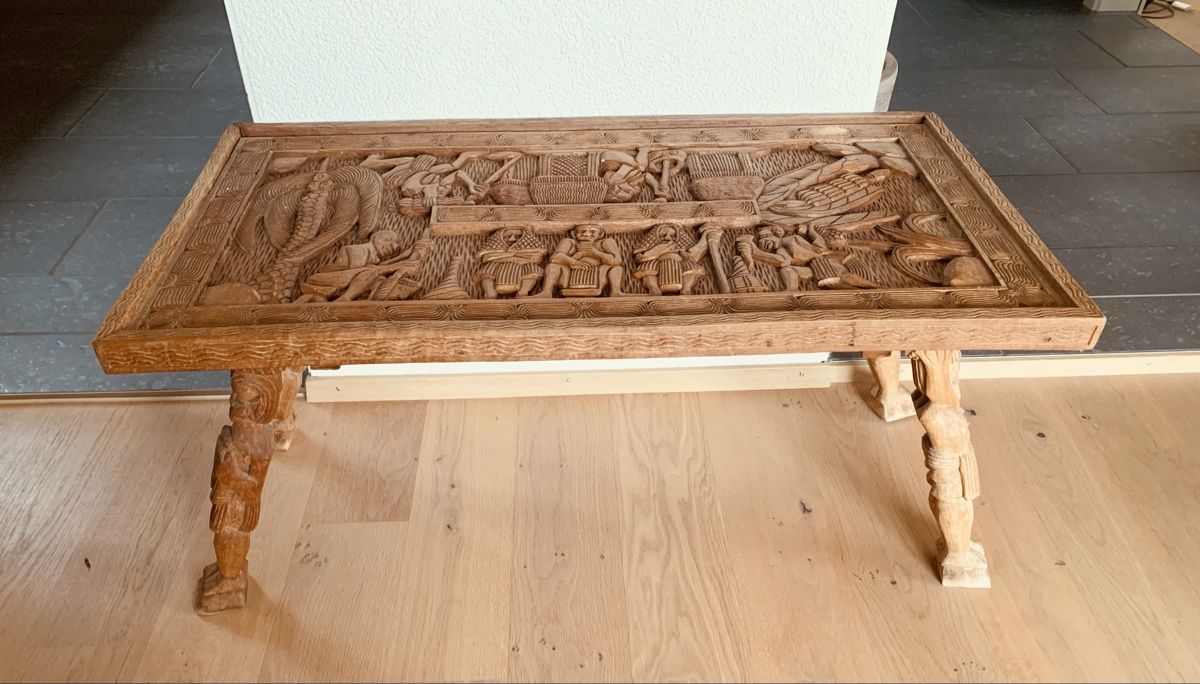 Tische: Kleiner Tisch antik – Gebraucht aus Grenchen von littlestylishcorner