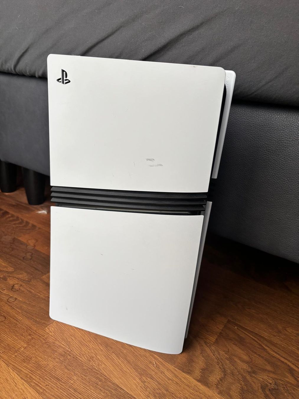 Sony Console: Playstation 5 Pro inklusive einem Controller und Kabel – Usato da Kilchberg BL venduto da TomLauber 2