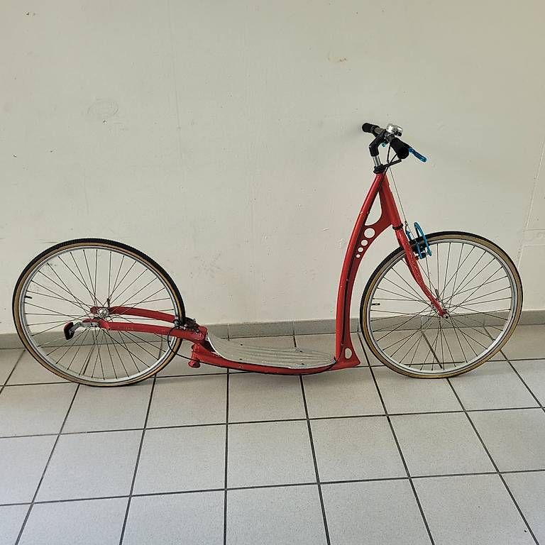 Kickboard: Trottinet  – Usato da Aesch BL venduto da melvinnala 1