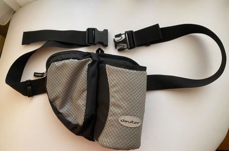 DEUTER - Hüfttasche mit Flaschenhalter / Lauf-Flaschengürtel