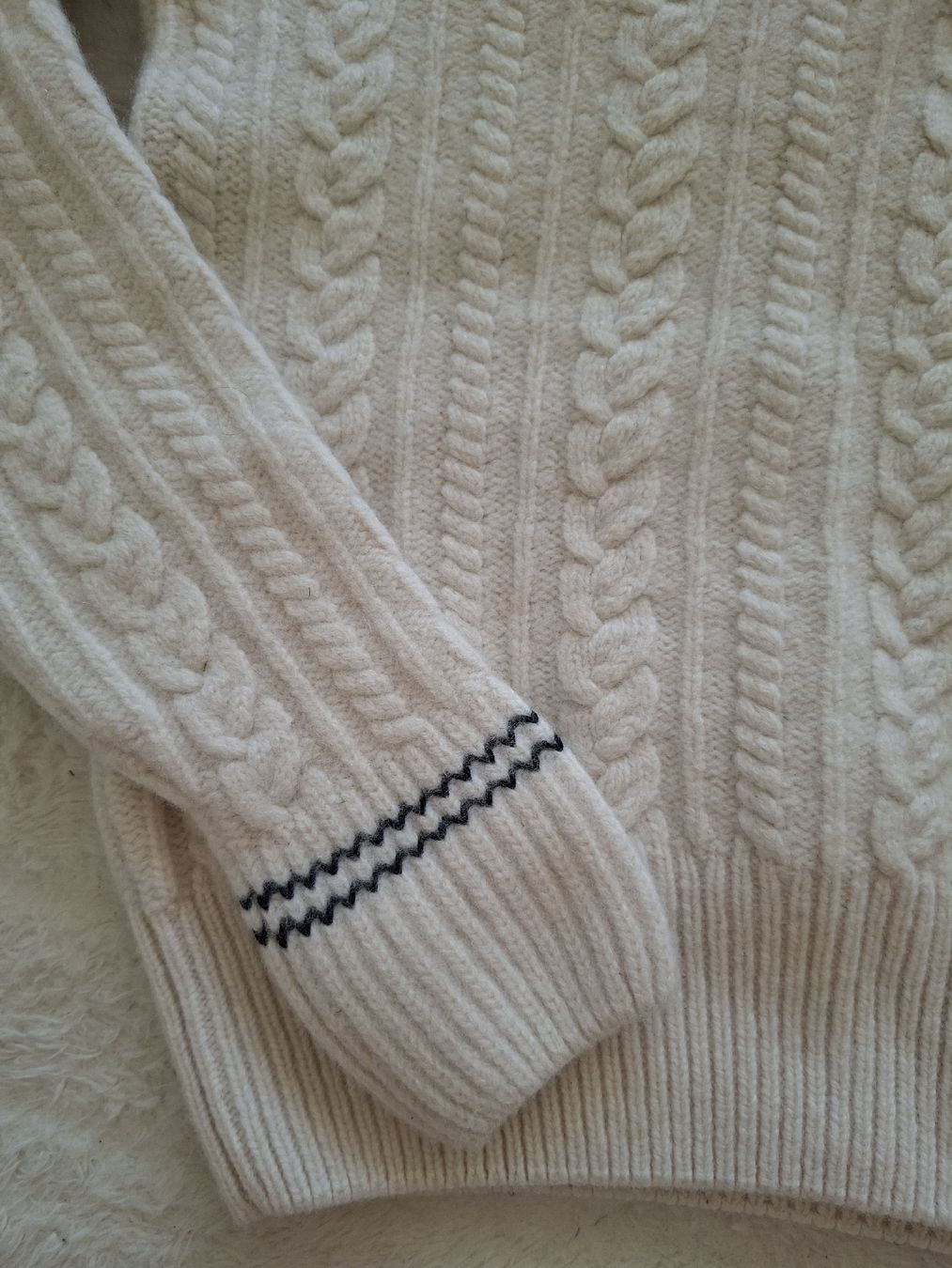 Lacoste Maglioni & Felpe: Pull LACOSTE Tricot V-neck beige  Laine Wool – Usato da Renens VD venduto da ser_j2fn 3
