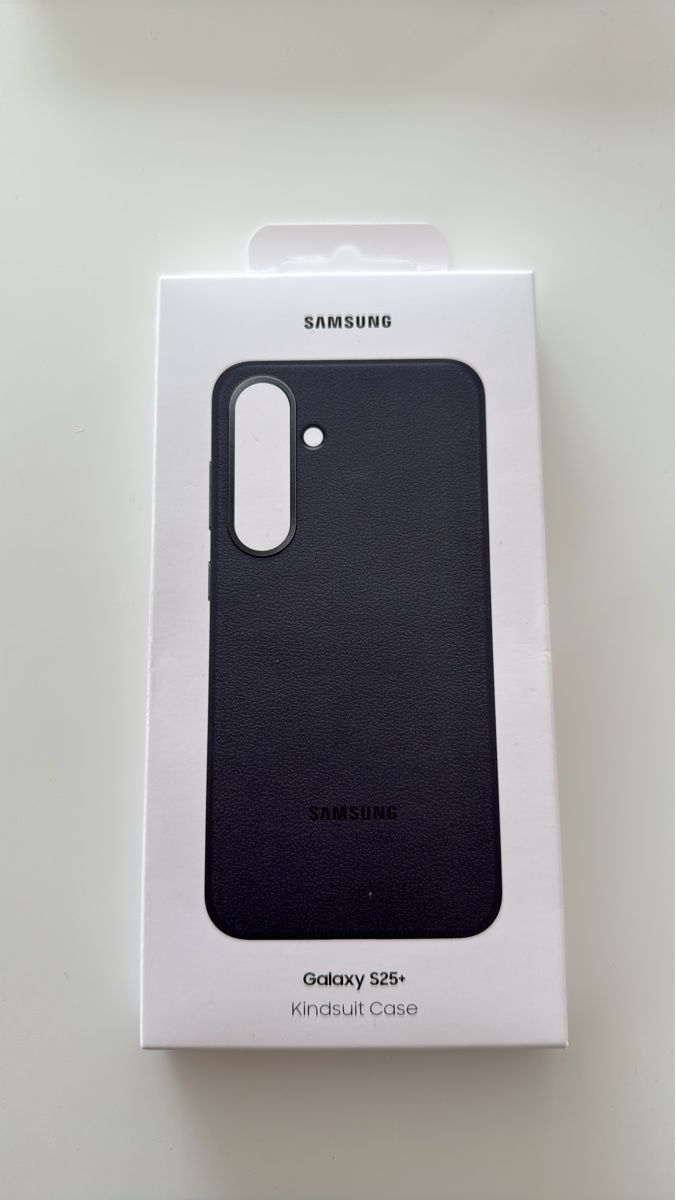 Samsung Cover & Protezioni schermo: Coque Samsung Galaxy S25+ Noire - Kindsuit Case – Nuovo e nell'imballaggio originale da La Neuveville venduto da mypinguin