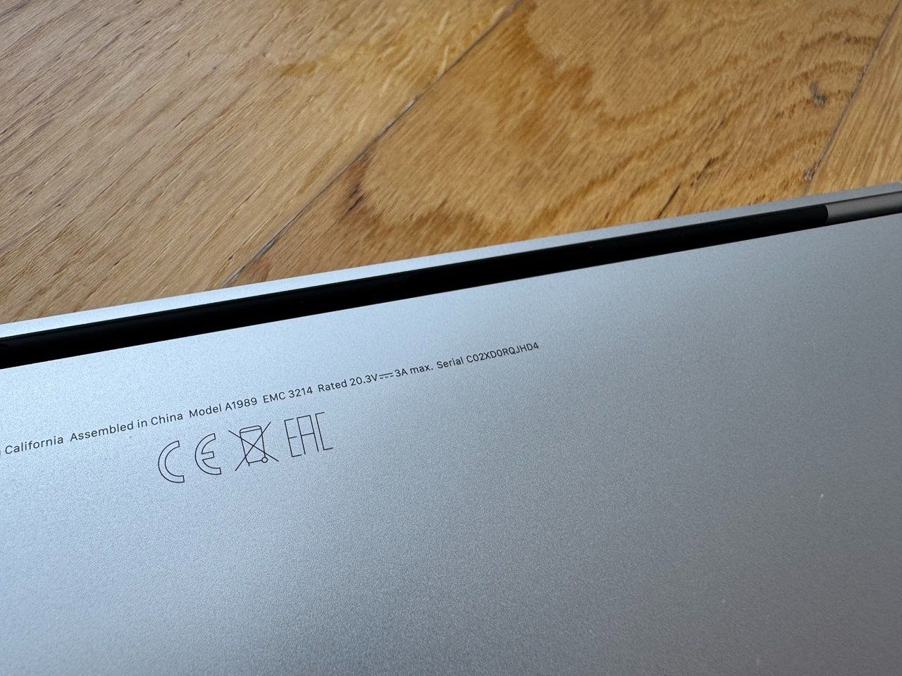 Apple Notebooks: MacBook Pro 2018 13" Zoll 16/256 – Gebraucht aus Zug von subaru1942 5