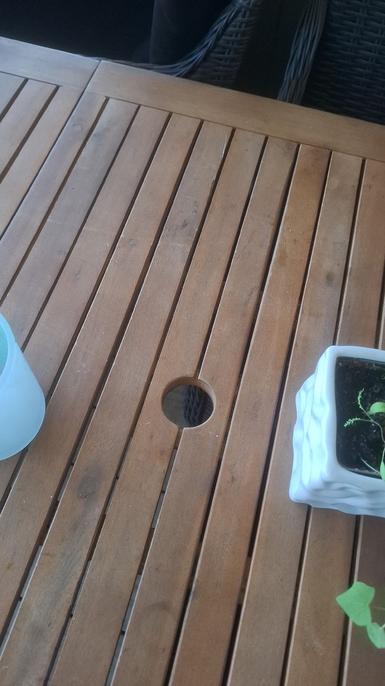 Tische: Balkon/Gartentisch Braun 90x150cm – Gebraucht aus Zürich von sil_2yhh 1