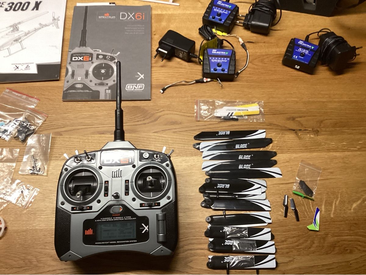 Blade Modellismo RC: Rc Hubschrauber Set  Blade 300x / 130x / mcpx – Difettoso da Abtwil SG venduto da Cougar80 6