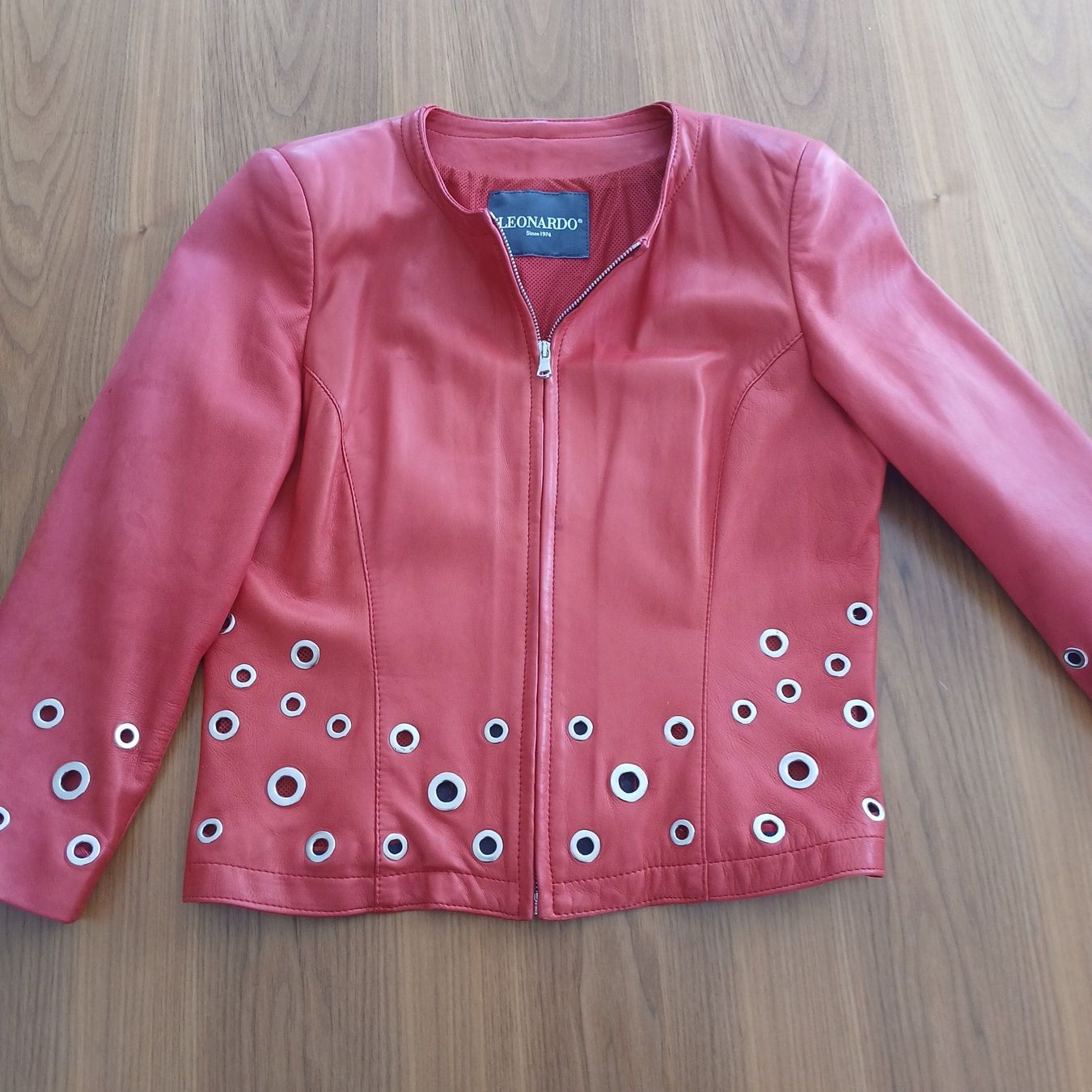 Vestes: Rote Lederjacke kurz – D'occasion à Bargen BE par ale_2nhl